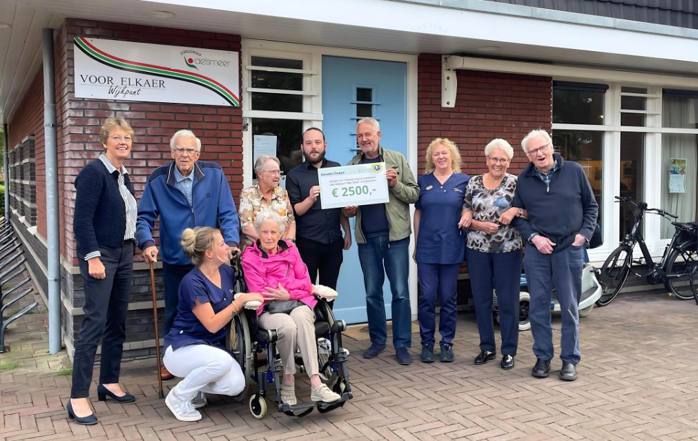 Tennisvereniging Kudelstaart steunt Wijkpunt "Voor Elkaer"