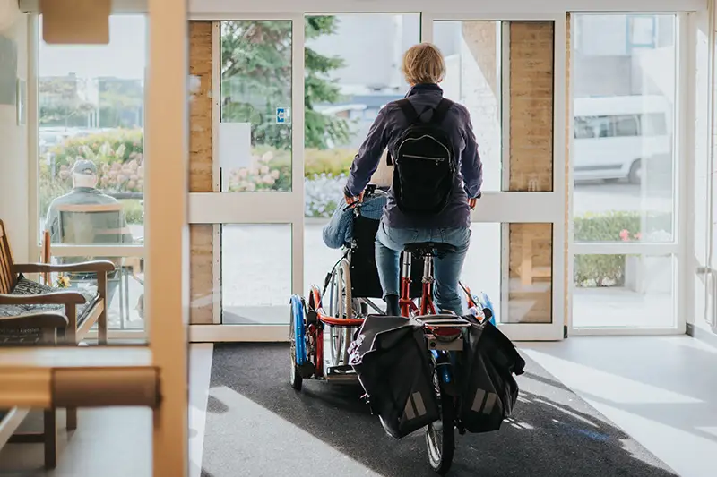 Zorggroep Aelsmeer - Zorg met verblijf - Begeleide activiteiten - Rolstoelfiets - SAM - Medium